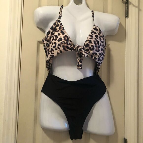 Leopard monikini swimsuit S   - Picture 1 of 5